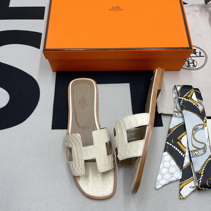 HER*MES SLIDE