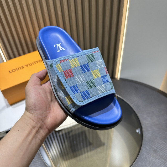 LV SANDALS