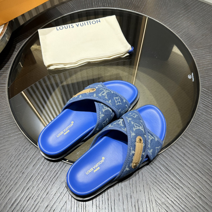 LV SANDALS