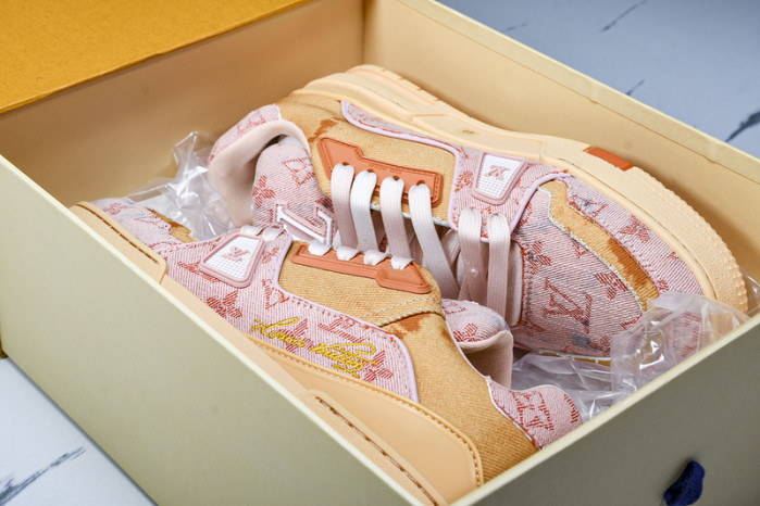 LV Trainer Sneaker