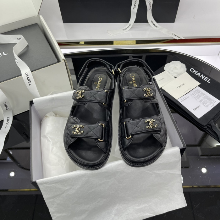 Ch*el sandal