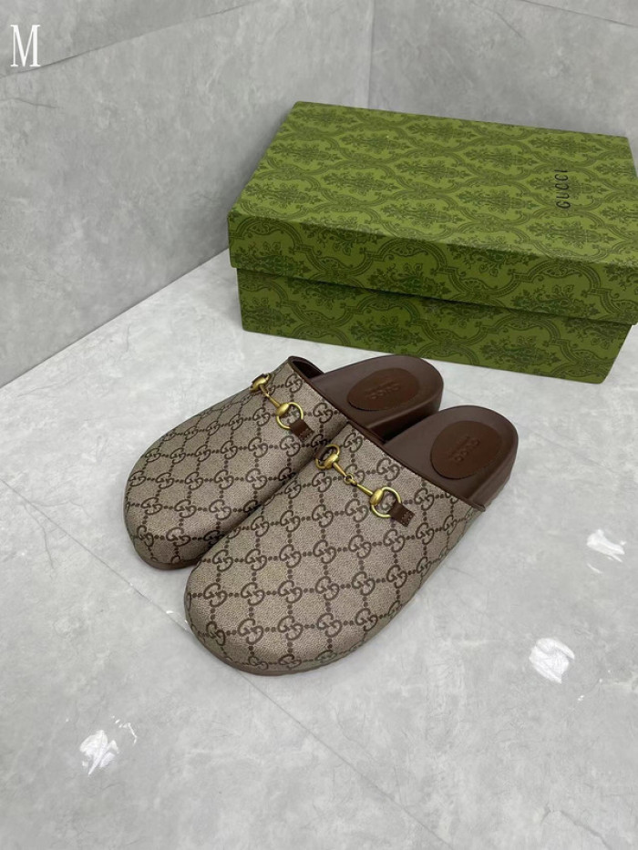 GUCC SANDALS