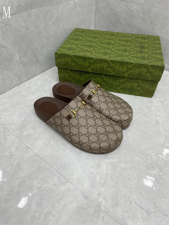 GUCC SANDALS