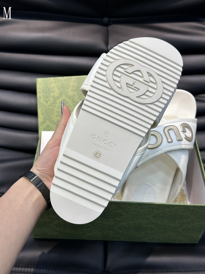 GUCC SANDALS