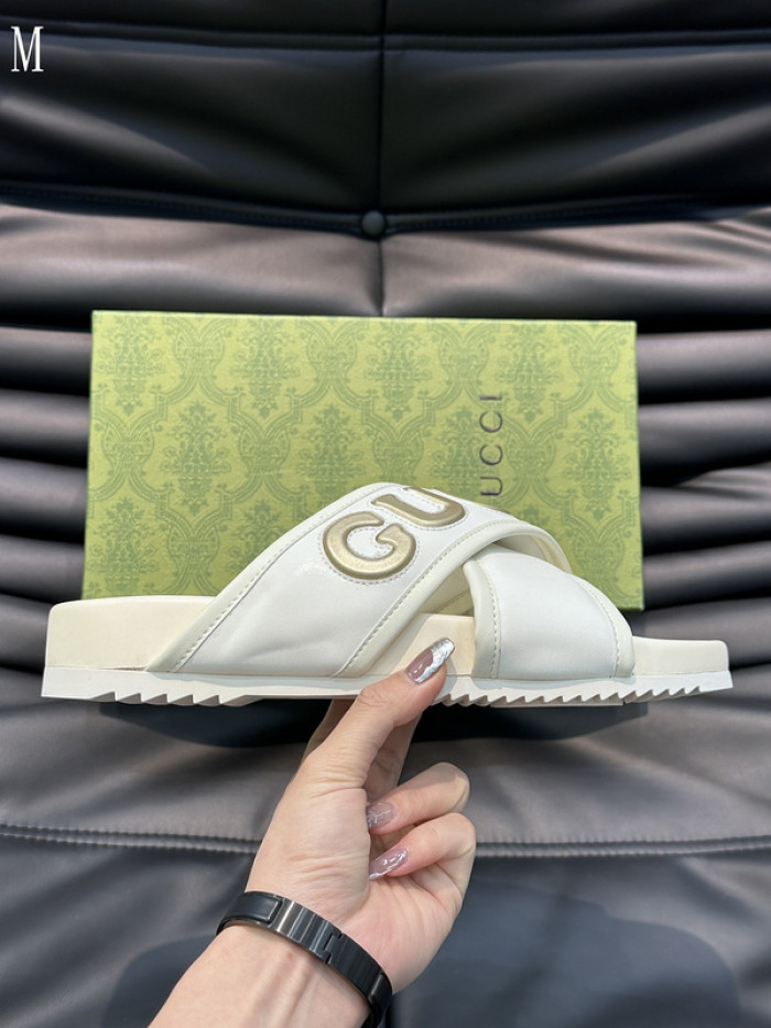 GUCC SANDALS