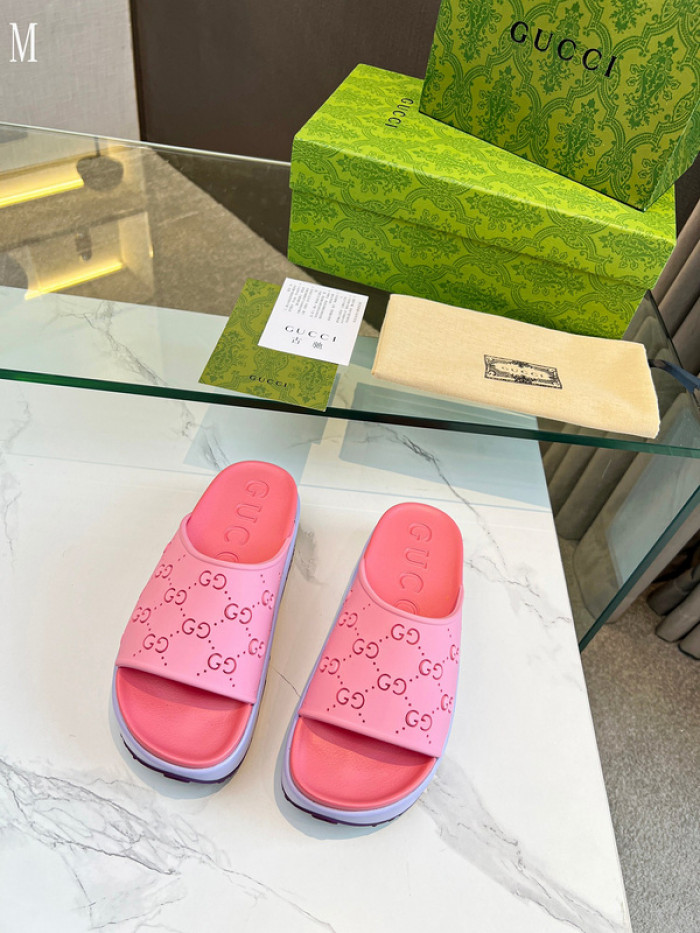 GUCC SANDALS