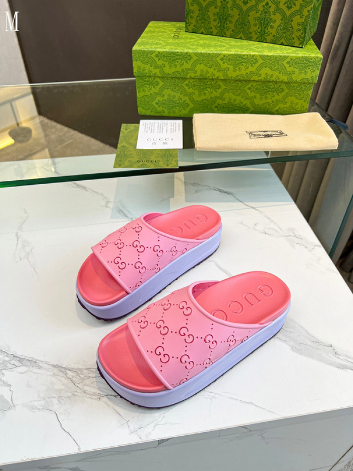 GUCC SANDALS