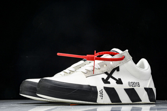 Off-White c/o Virgil Abloh Vulc Low Top