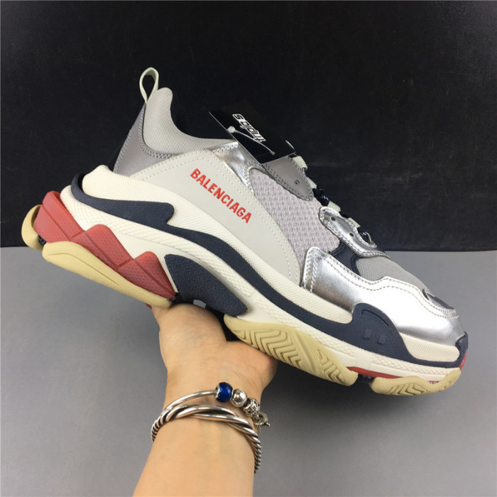 blcg sneaker triple.s.gomma grey silver 541624w06e27320