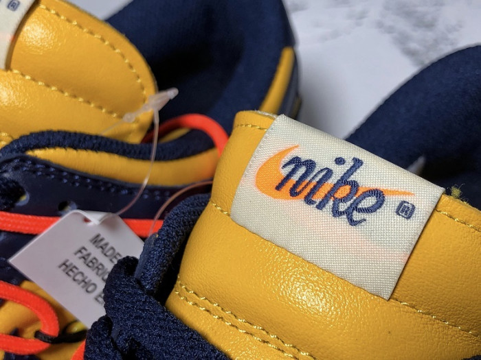 nike dunk low o-w michigan ct0856-700